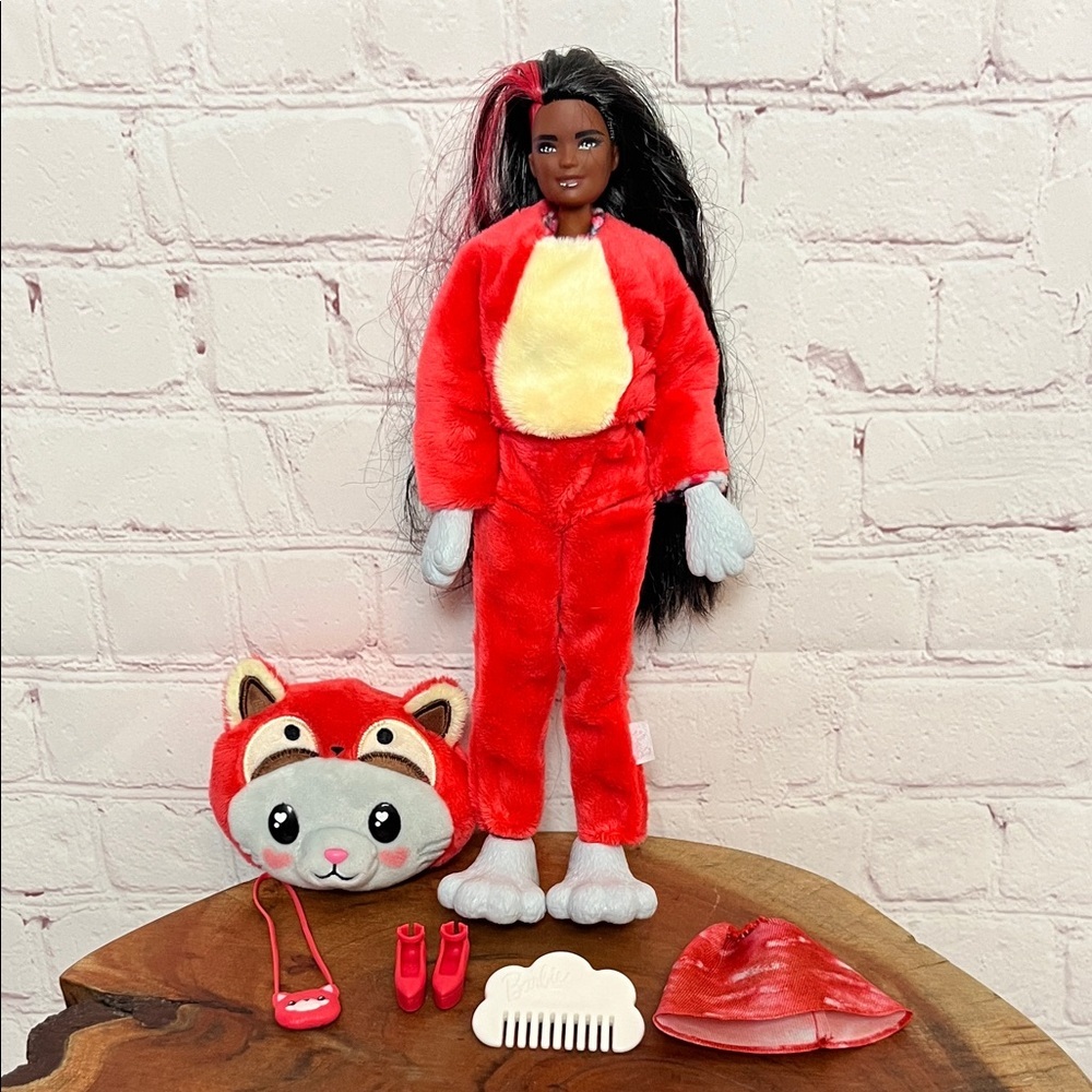 Barbie Cutie Reveal Red Panda